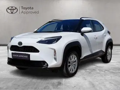 Gebraucht Toyota Yaris Cross Active 116 PS (85 kW) 2024 Weiß SUV