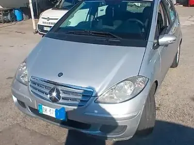 Usata Mercedes A180 109 CV (80 kW) 2007 Grigio Station wagon