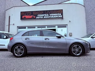 Usata Mercedes A180 Executive 116 CV (85 kW) 2019 Grigio Berlina