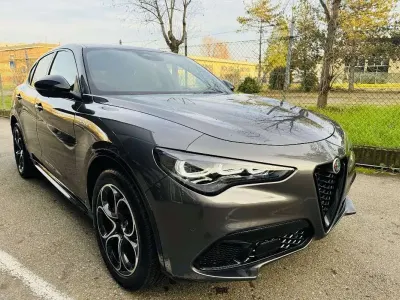 Usata Alfa Romeo Stelvio Veloce 209 CV (153 kW) 2024 SUV