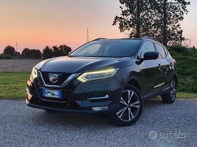 Usata Nissan Qashqai N-Connecta 115 CV (84 kW) 2018 Nero SUV