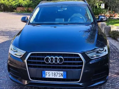 Usata Audi Q3 Ambiente 150 CV (110 kW) 2018 Grigio SUV