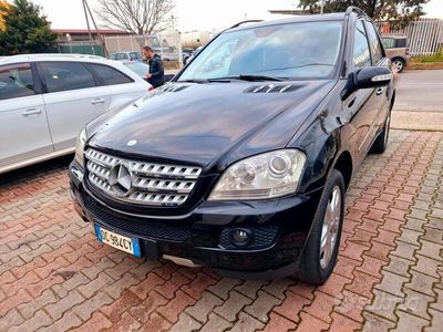 Mercedes ML320