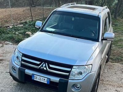 Usata Mitsubishi Pajero 170 CV (125 kW) 2007 Grigio SUV