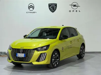 Usata Peugeot 208 Allure 110 CV (80 kW) 2025 Giallo Utilitaria
