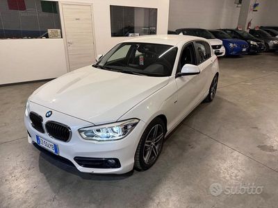 Usata BMW 118 Sport Line 149 CV (109 kW) 2015 Bianco Utilitaria