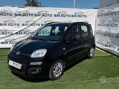 Begagnad Fiat Panda Lounge 69 HK (50 kW) 2017 Svart Halvkombi