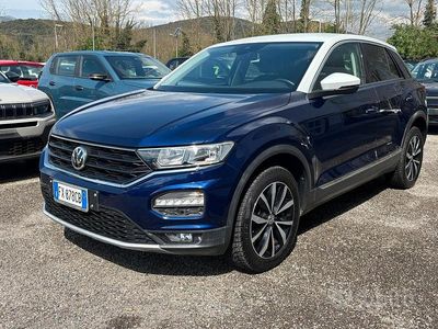 Usata VW T-Roc 115 CV (84 kW) 2019 Blu SUV