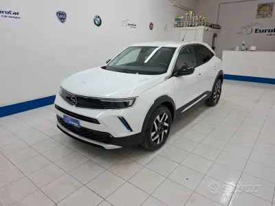 Usata Opel Mokka Elegance 110 CV (80 kW) 2022 Bianco SUV
