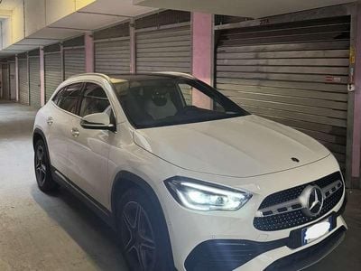 Usata Mercedes GLA200 Premium 150 CV (110 kW) 2021 Bianco SUV