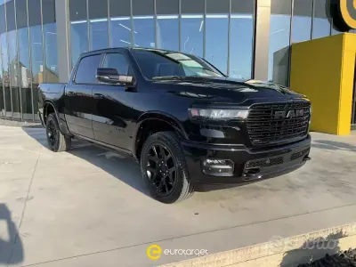 Nuova RAM 1500 420 CV (308 kW) 2025 Nero Pick-up