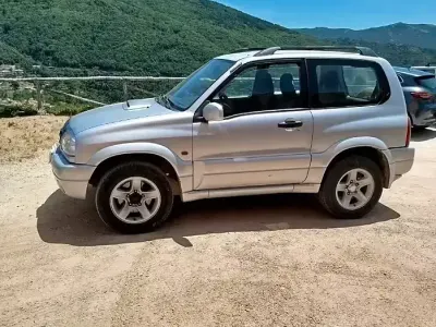 Usata Suzuki Vitara 109 CV (80 kW) 2005 Grigio SUV
