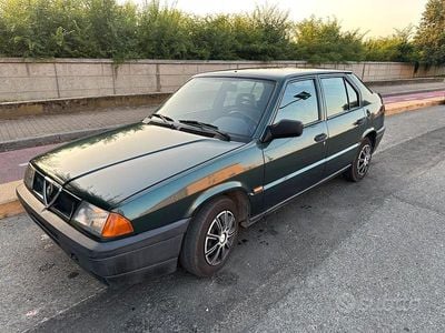 Usata Alfa Romeo 33 90 CV (66 kW) 1991 Verde Berlina