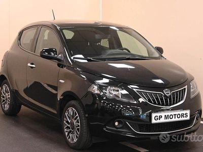 Usata Lancia Ypsilon 69 CV (50 kW) 2023 Nero Utilitaria