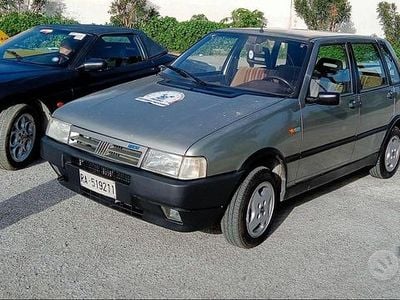 Occasion Fiat Uno 56 ch (41 kW) 1990 Gris Citadine