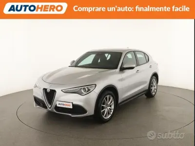 Usata Alfa Romeo Stelvio Executive 209 CV (153 kW) 2019 Grigio SUV