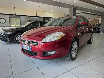 Usata Fiat Bravo Emotion 120 CV (88 kW) 2008 Bordeaux Utilitaria