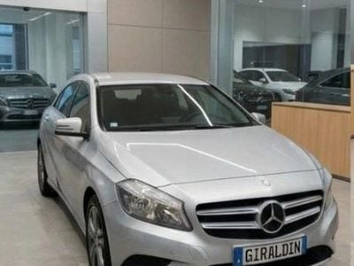 Usata Mercedes A180 109 CV (80 kW) 2014 Grigio Berlina