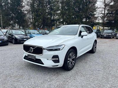 Usata Volvo XC60 Momentum 197 CV (144 kW) 2021 Bianco SUV