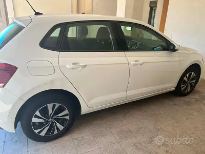 Usata VW Polo 95 CV (69 kW) 2020 Bianco Utilitaria