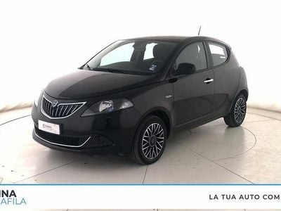 Usata Lancia Ypsilon S 70 CV (51 kW) 2024 Nero Utilitaria