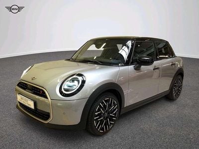 Nuova Mini Cooper Favoured 150 kW (204 CV) 2025 Grigio Utilitaria