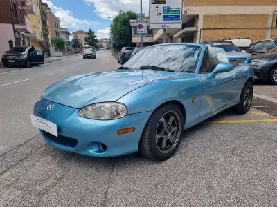 Usata Mazda MX5 High 110 CV (80 kW) 2001 Blu/azzurro Cabrio