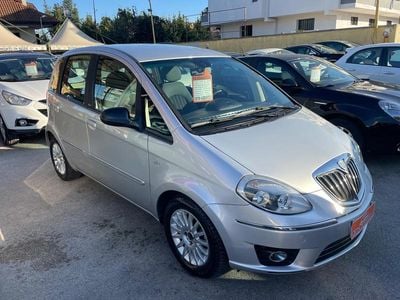 Usata Lancia Musa 95 CV (69 kW) 2011 Argento Monovolume