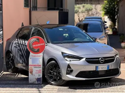 Usata Opel Corsa GS Line 102 CV (75 kW) 2021 Grigio Utilitaria