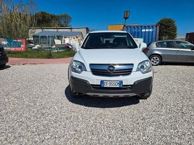 Usata Opel Antara Edition+ 150 CV (110 kW) 2010 Bianco SUV