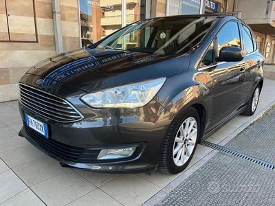 Begagnad Ford C-MAX Titanium 120 HK (88 kW) 2017 Grå Minibuss