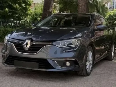 Usata Renault Mégane GrandTour Business 110 CV (80 kW) 2017 Grigio Station wagon