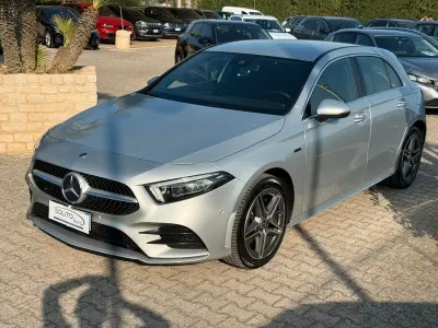 Usata Mercedes A250 Premium 160 CV (117 kW) 2021 Grigio Berlina