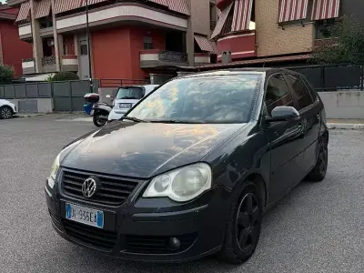 Usata VW Polo 69 CV (50 kW) 2007 Grigio Utilitaria