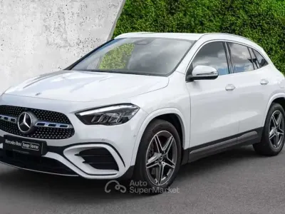 Usado Mercedes GLA200 AMG 163 CV (119 kW) 2024 Blanco SUV