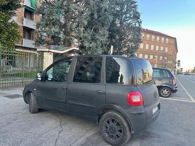 Käytetty Fiat Multipla Emotion 120 HP (88 kW) 2008 Musta Tila-auto