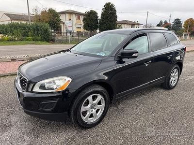 Usata Volvo XC60 Summum 135 CV (99 kW) 2013 Nero SUV