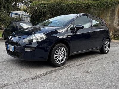 Usata Fiat Punto 75 CV (55 kW) 2015 Blu Utilitaria