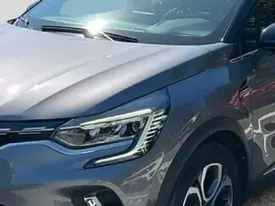 Usata Renault Captur Techno 101 CV (74 kW) 2023 Milano SUV