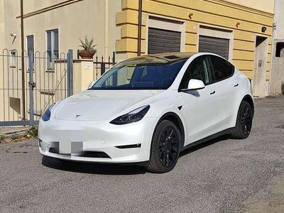 Usata Tesla Model Y 152 kW (208 CV) 2023 SUV