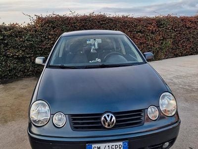 Usata VW Polo Comfortline 75 CV (55 kW) 2004 Blu Utilitaria