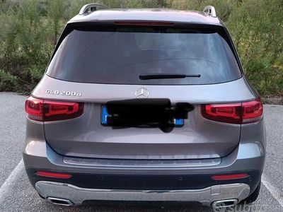 Usata Mercedes GLB200 163 CV (119 kW) 2021 Grigio SUV
