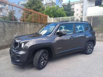 Usata Jeep Renegade Longitude 120 CV (88 kW) 2019 Grigio SUV