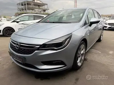 Usata Opel Astra Dynamic 150 CV (110 kW) 2019 Blu Station wagon