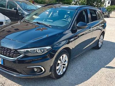 Usata Fiat Tipo Business 120 CV (88 kW) 2017 Nero Station wagon