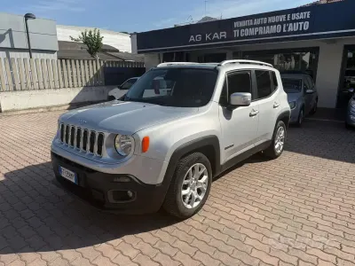 Usata Jeep Renegade Limited 140 CV (102 kW) 2016 Grigio SUV