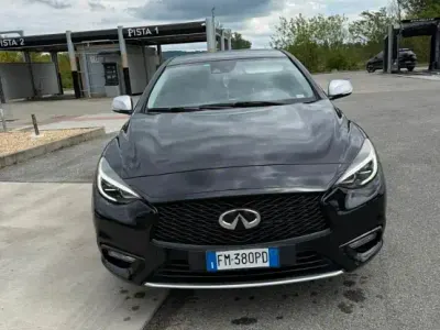 Usata Infiniti Q30