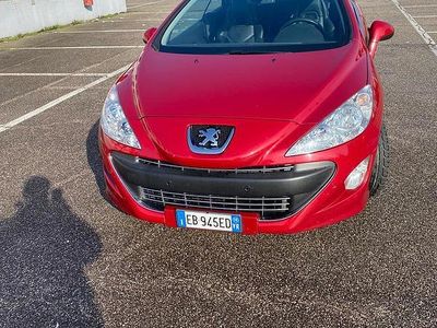 Usata Peugeot 308 CC 156 CV (114 kW) 2010 Rosso Cabrio