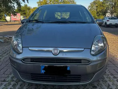 Usata Fiat Punto Evo Emotion 90 CV (66 kW) 2010 Grigio Utilitaria