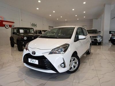 usata Toyota Yaris 1.0 72 CV 5 porte Neopatentati